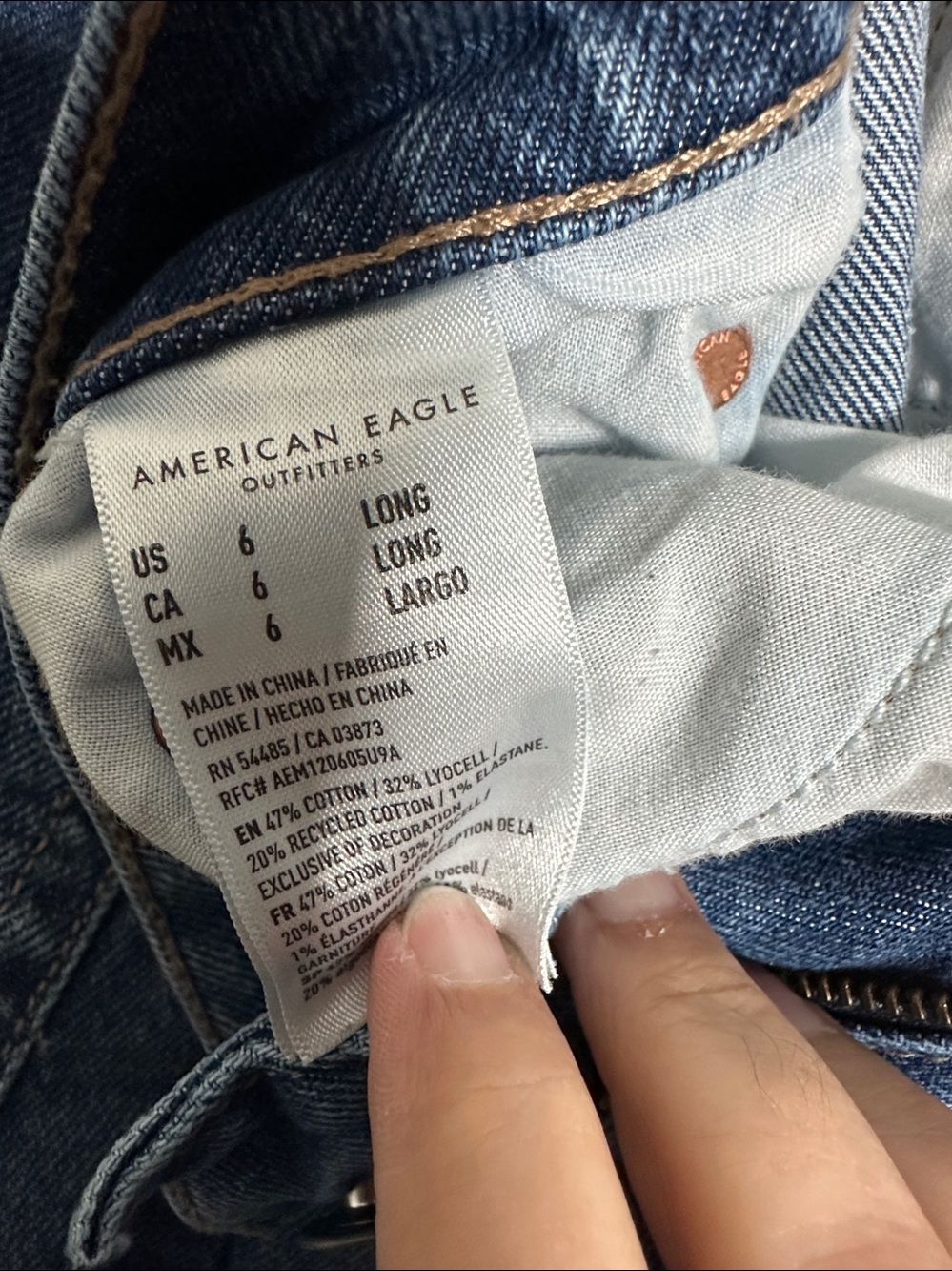 American Eagle Stovepipe Jeans Women’s Size 6 Long Wide Cuff Stretch Denim - Picture 9 of 9